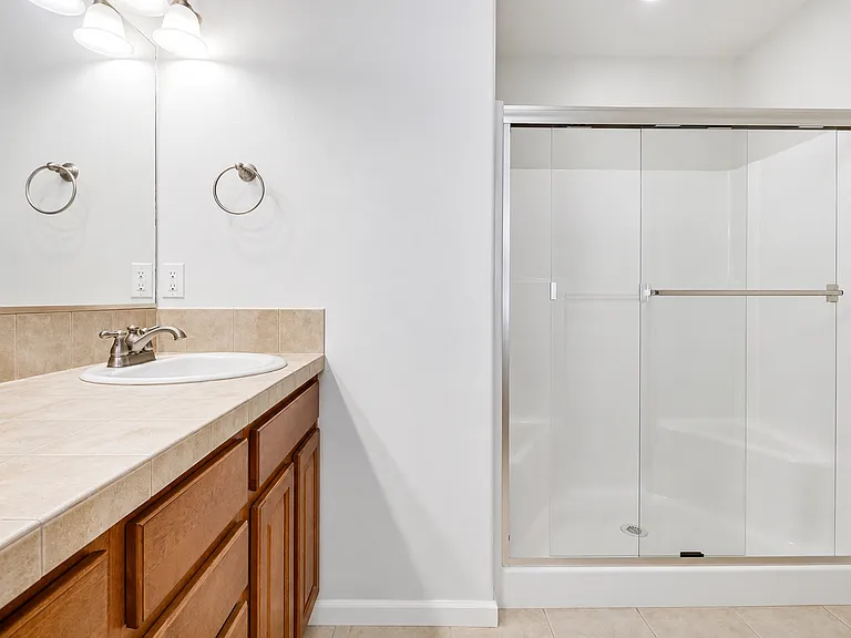 880 SW Mozart Ter — Photo 16