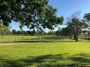 3053 Miller Rd, Rosharon, TX 77583