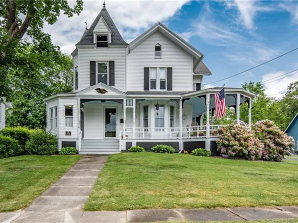 43 Walnut Street, Thomaston, CT 06787