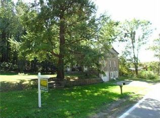 129 Quail Hill Rd, Connellsville, PA 15425