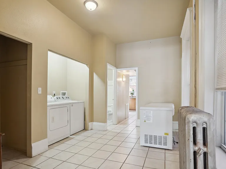 538 Loras Blvd #538 — Photo 12