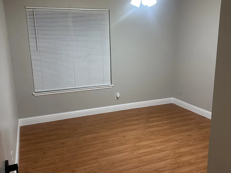 9340 Zambra Way — Photo 15