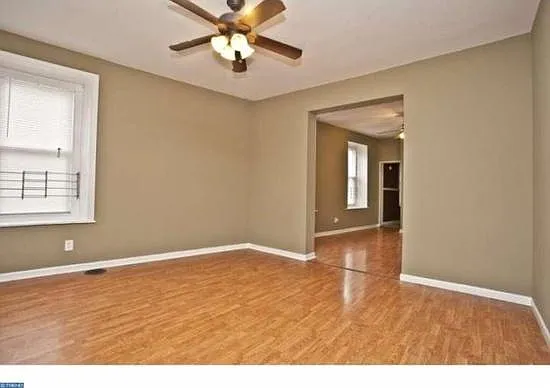 181 Dupont St — Photo 2