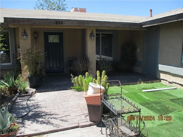 844 Dawn Dr, Las Vegas, NV 89110