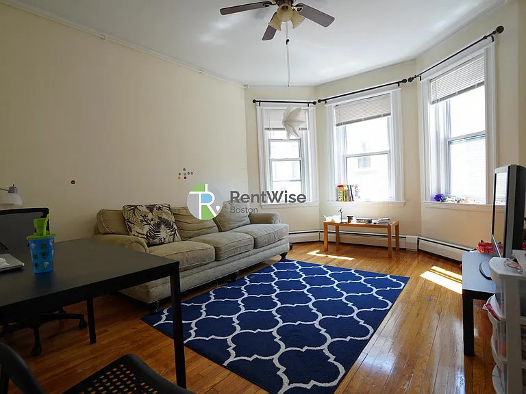 1844 Commonwealth Ave #2 — Photo 2