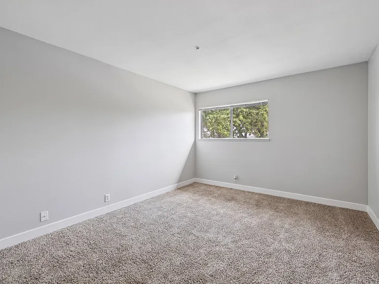 Ocean Villas Apartments — Photo 34