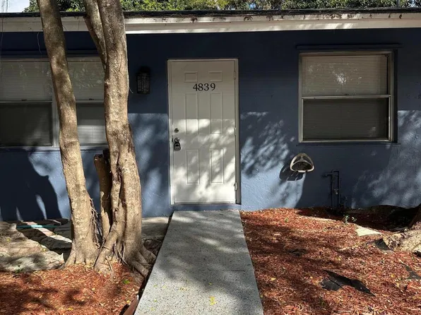 4839 Serafica Dr, Lake Worth, FL 33461