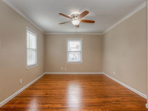 5th image of 2929 S Hills Ave