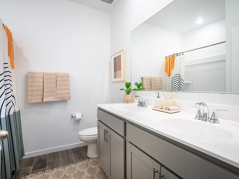Banyan at 17 North Townhomes — Photo 7