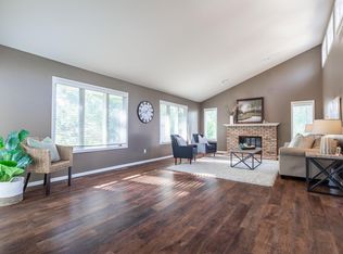 6612 Kenney Pl, Edina, MN 55439