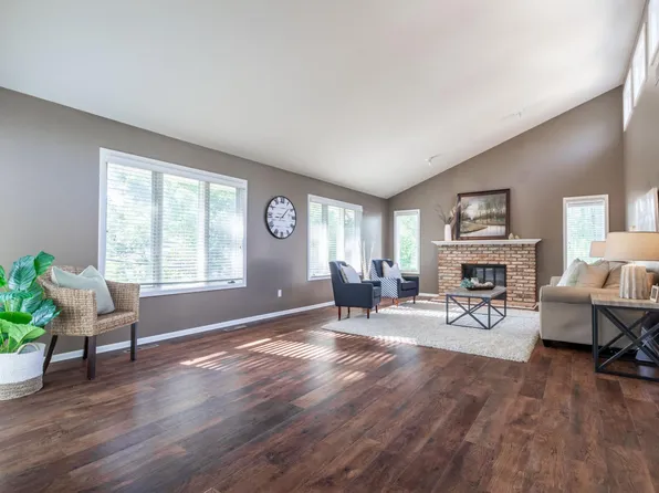 6612 Kenney Pl, Edina, MN 55439