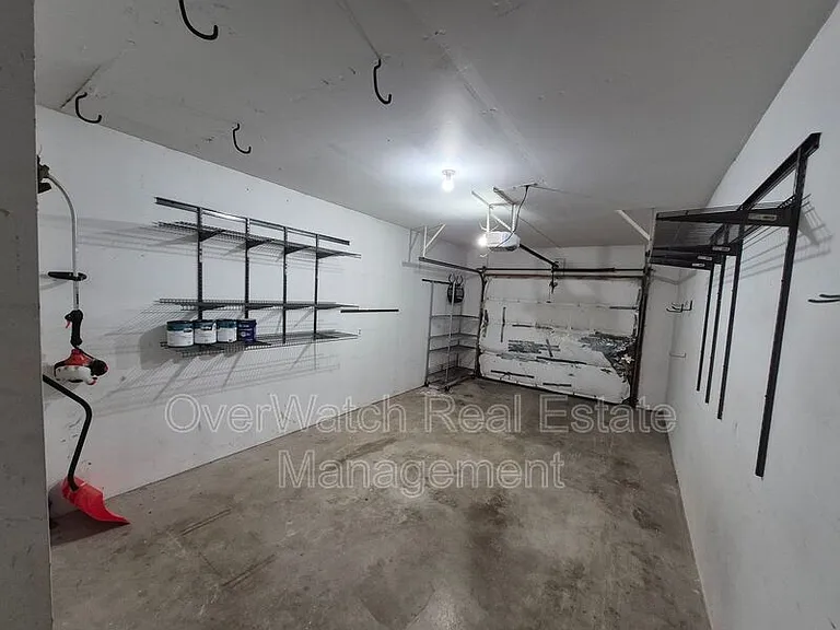 6872 Tamir Ave — Photo 22