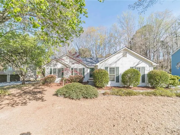 3005 Summit View Ct, Snellville, GA 30078