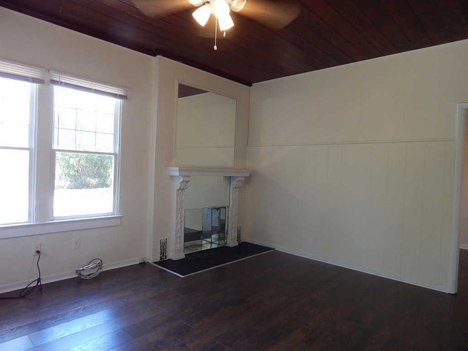 1st image of 902 S L St APT 1