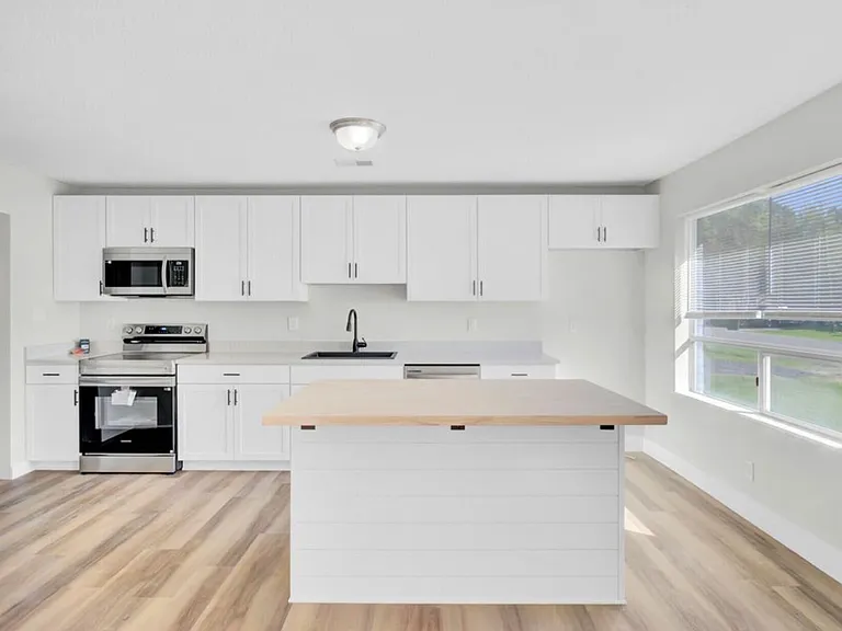 235 Mary Scott Dr — Photo 8