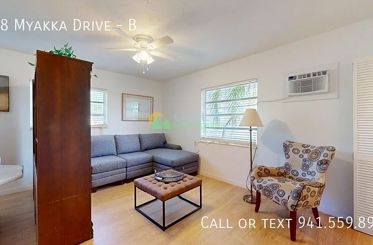 108 Myakka Dr #B — Photo 3