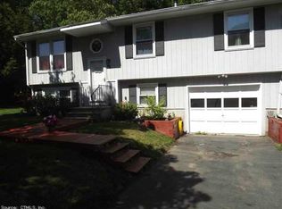 41 Celentano Dr, Naugatuck, CT 06770