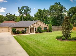 1615 Eastvale Dr, Spring, TX 77386