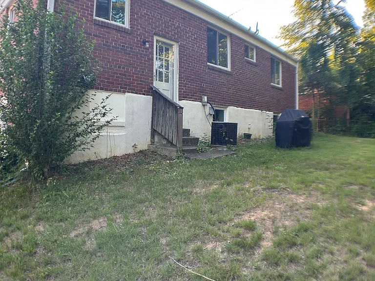 6705 Forest Hill Dr — Photo 44