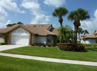 8111 Cassia Dr, Boynton Beach, FL 33472