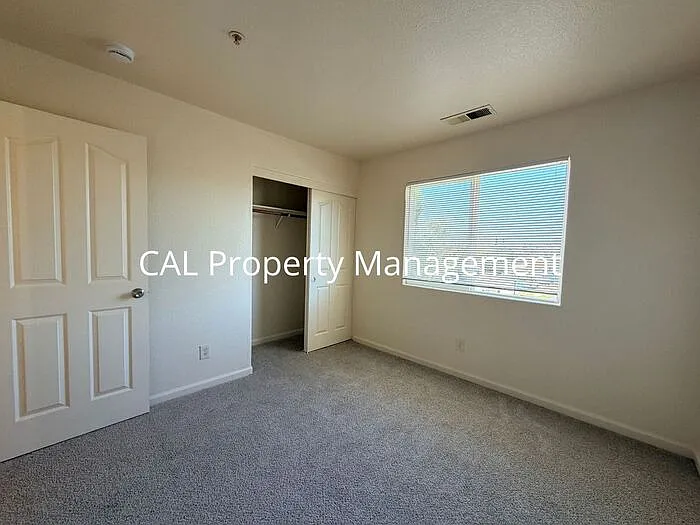 1159 Cobblestone St — Photo 28