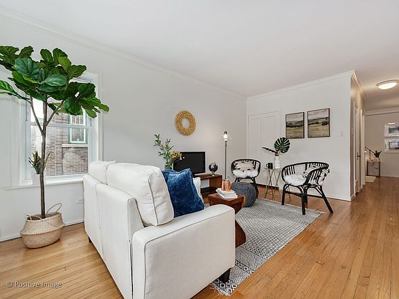 5th image of 846 W Ainslie St APT P1