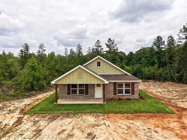 20 Global Ln, Picayune, MS 39466
