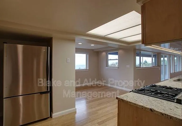 4330 SW Council Crest Dr #B — Photo 5