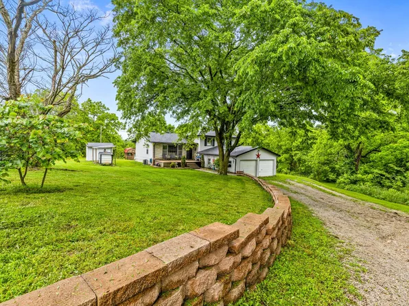 1650 Clouse Road, Macomb, MO 65702