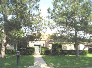 1130 Monterrey Dr, Beaumont, TX 77706