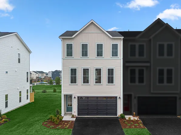 121 Galaxy Pl, Stephenson, VA 22656
