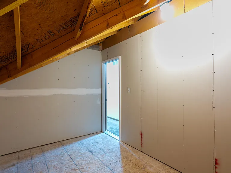 601 Glenstone Dr — Photo 34