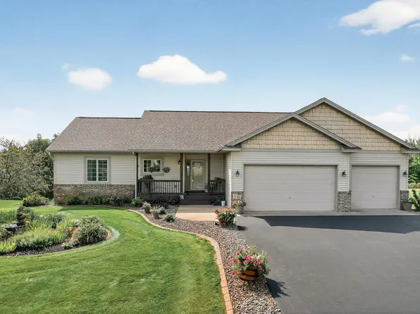 718 209th Ln NW, Oak Grove, MN 55011