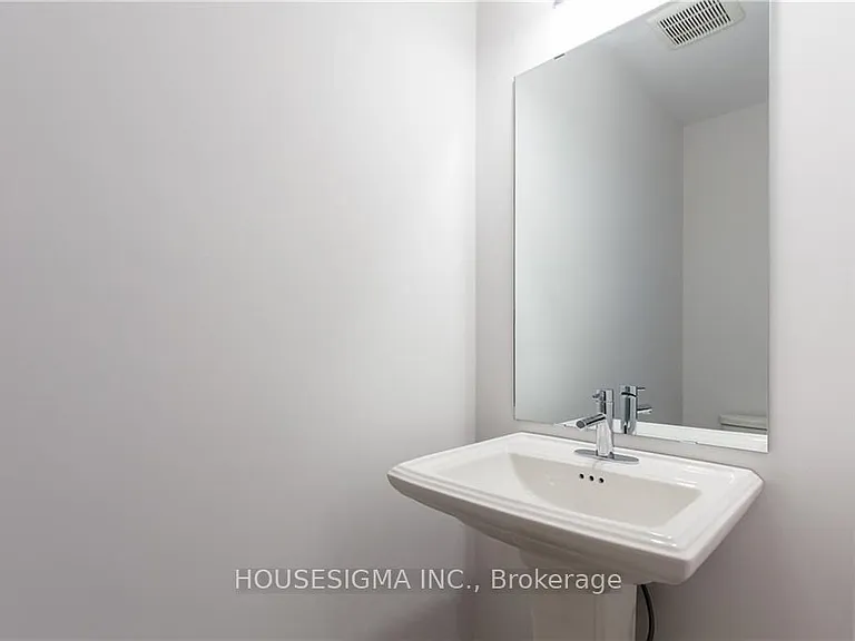 59 Greenwich Ave — Photo 7