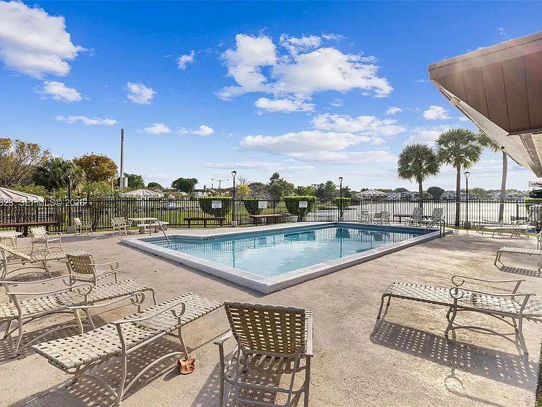 10050 NW 9th Street Cir #203 — Photo 39
