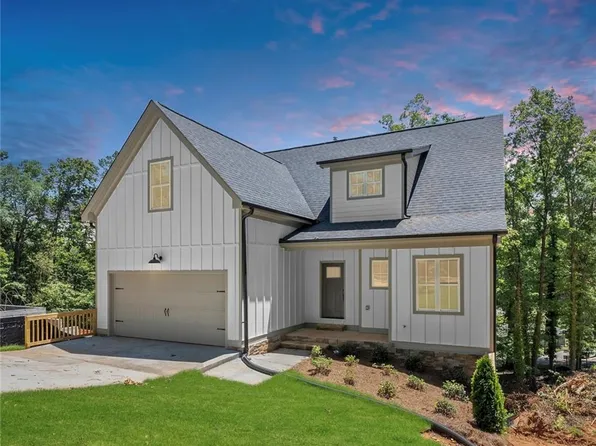 346 Blue Ridge Ave, Demorest, GA 30535