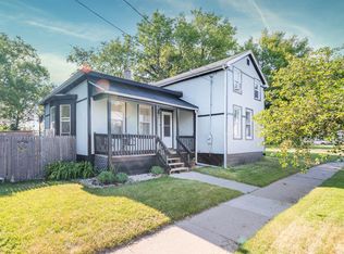 4710 10th Ave, Kenosha, WI 53140