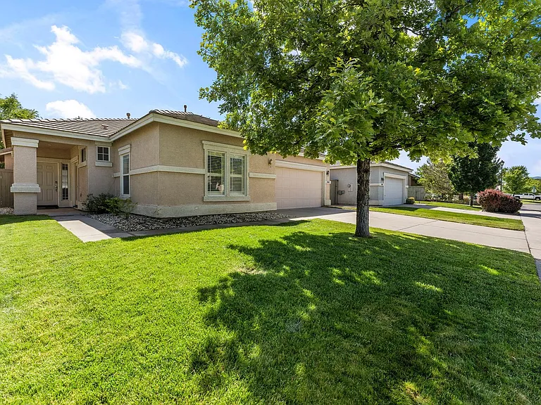10640 Arbor Way — Photo 36