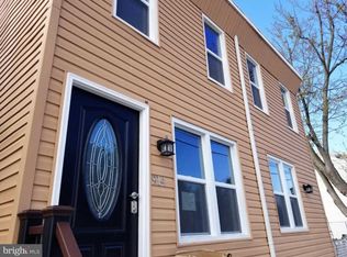 914 Young St, New Castle, DE 19720