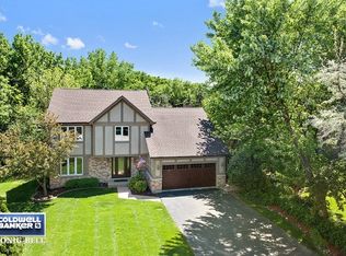 3 Aspen Ct, Lemont, IL