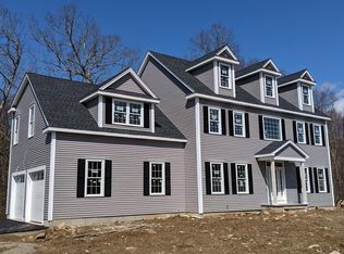 11 Puffer Dr, Mendon, MA 01756