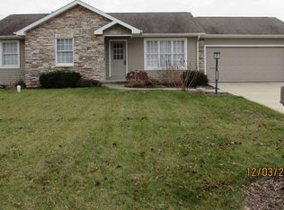 18834 Meadowflower Dr, New Paris, IN 46553