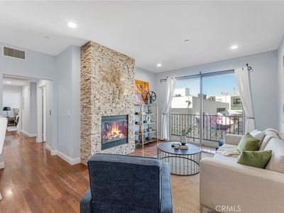 4550 Coldwater Canyon Ave #303, Studio City, CA, 91604