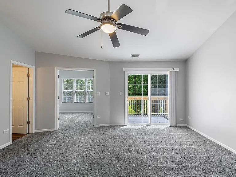 2827 Rutland Cir #204 — Photo 9