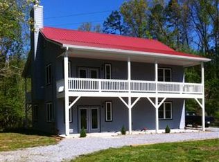 99999 Laurel Cove Rd, Candler, NC 28715