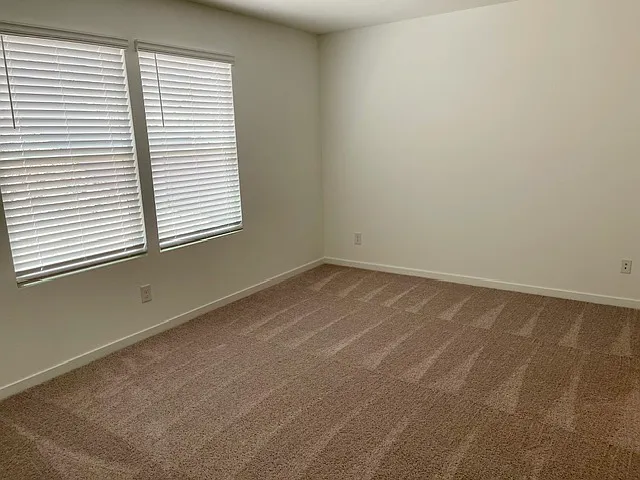 2586 Aaron Pl — Photo 12
