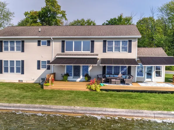 10769 Gun Lake Rd, Middleville, MI 49333