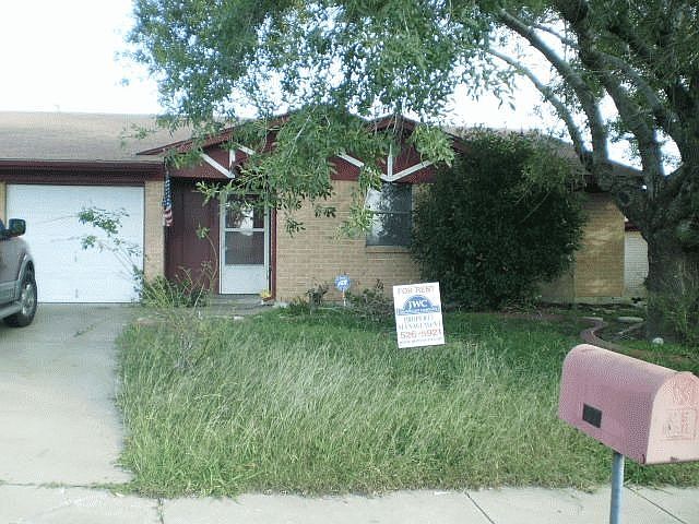 1st image of 205 Myra Lou Ave