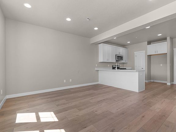 5th image of 7784 W Alta Ln