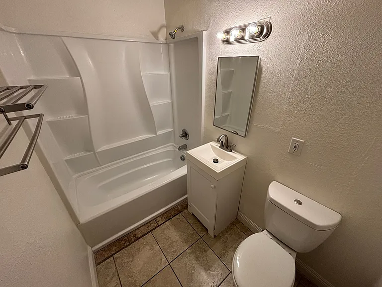 5132 Pebble Beach Blvd #B — Photo 4